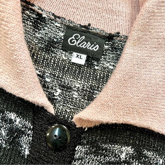 Elaris Hand-Loomed Black & White Collared Sweater - Picture 14 of 14